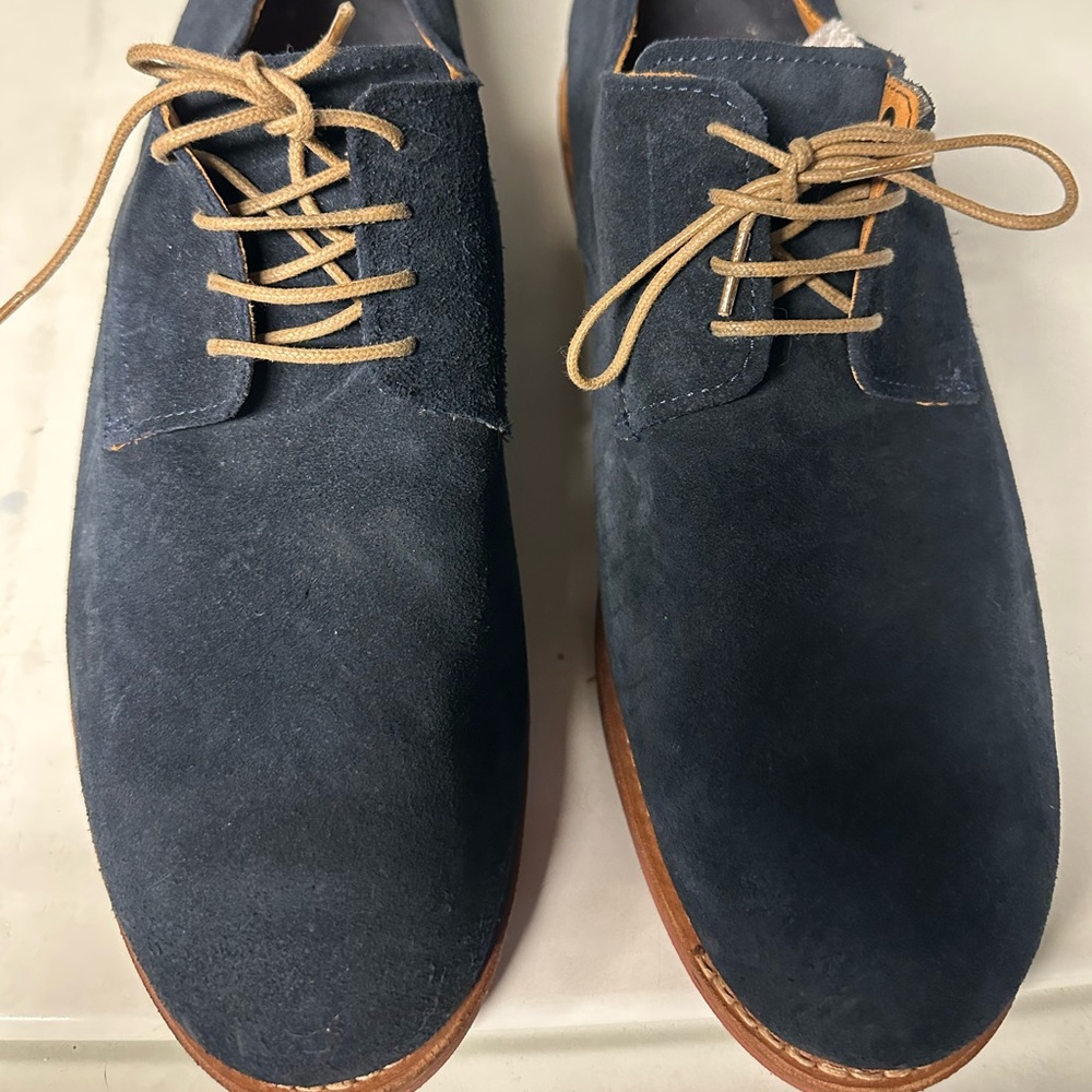 Allen Edmonds dress up shoes
